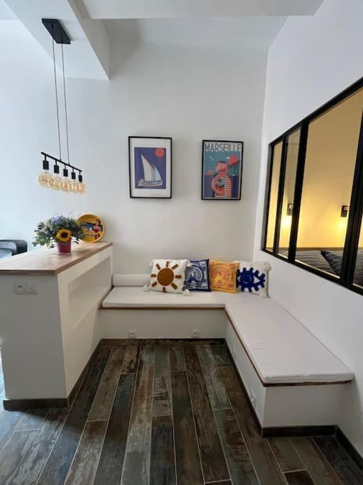Apartment Ancien Salomon Xvie Siecle