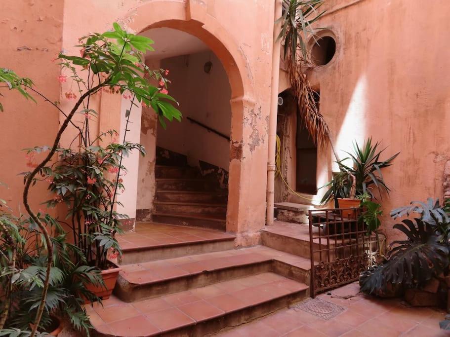 Ancien Salomon Xvie Siecle Apartment Marseille